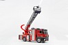 HUINA 1/14 FIRE TRUCK WITH LADDER AND HOSE
