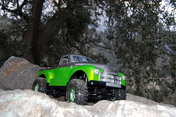 Axial Racing&nbsp;SCX10 1/10th Scale Electric 4WD Rock Crawler