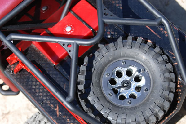 Axial Racing&nbsp;SCX10 1/10th Scale Crawler Kit with Trail Honcho Body